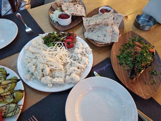 Magnolia Bar & Restaurant